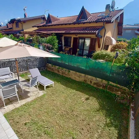 La Caseta, Garden & Terrace Apartment Colico